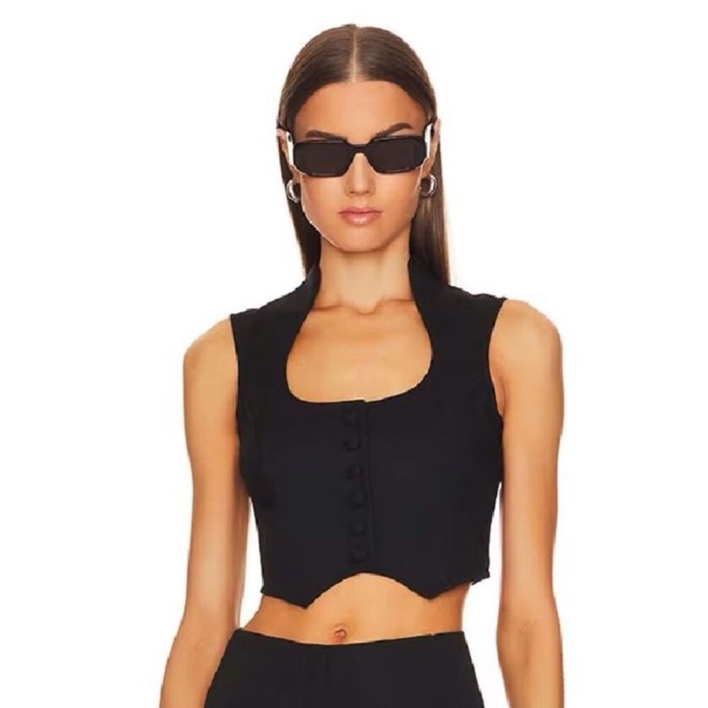 Superdown Frasier Cropped Vest Top
